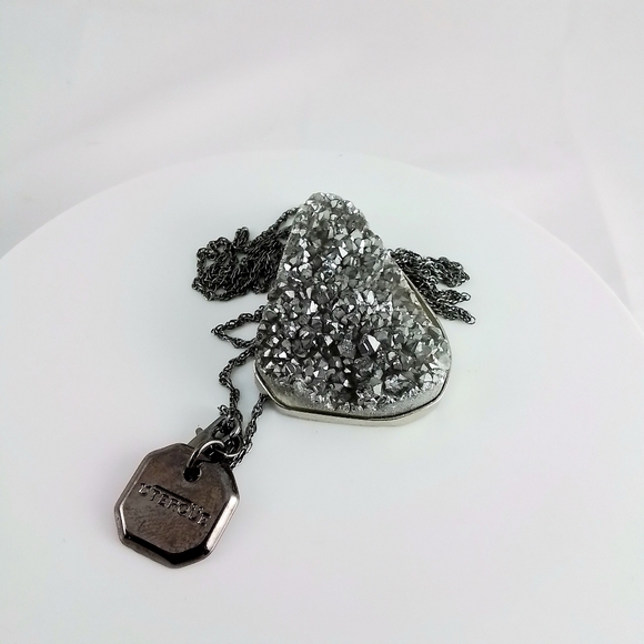 Uterque Charcoal Druzy Drusy Agate Crystal Pendant on Long Chain - Picture 6 of 7